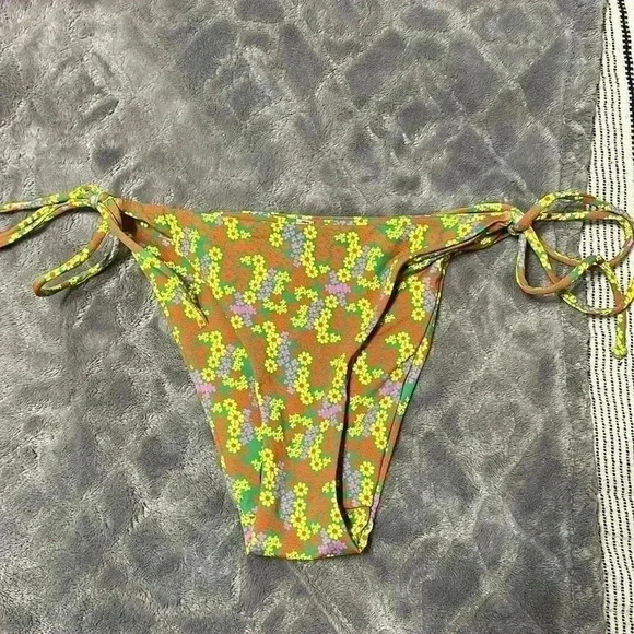 Out from Under Floral Swim Bikini Set - Picture 4 of 5